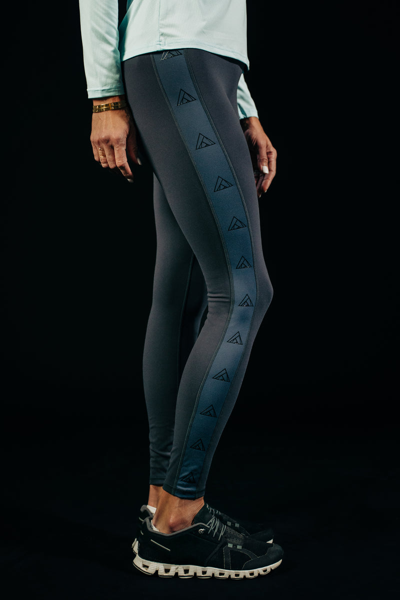 Summit Line Leggings