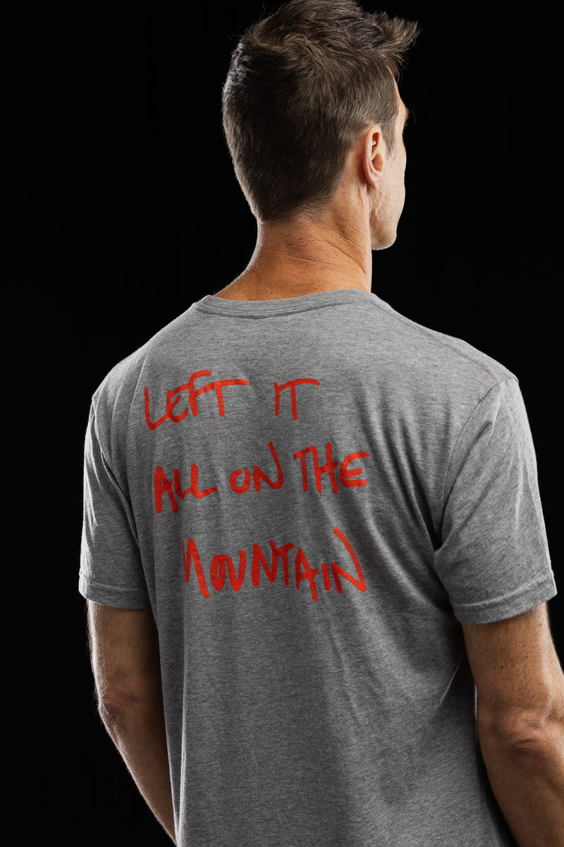 T-shirt « Tout a été laissé sur la montagne »